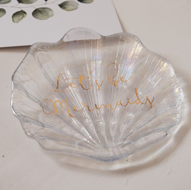 GP0209 Shell Glass Dish